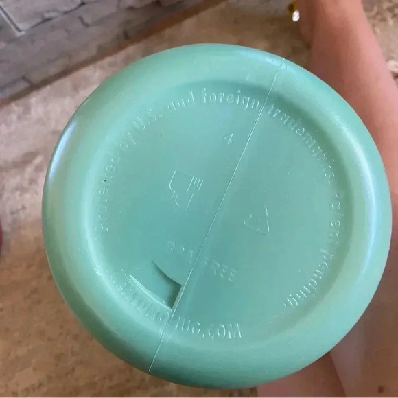 Hyrdrojug Pro V1 Mountains and Canyons Sleeve and Green Water Container Bottle - Picture 8 of 9